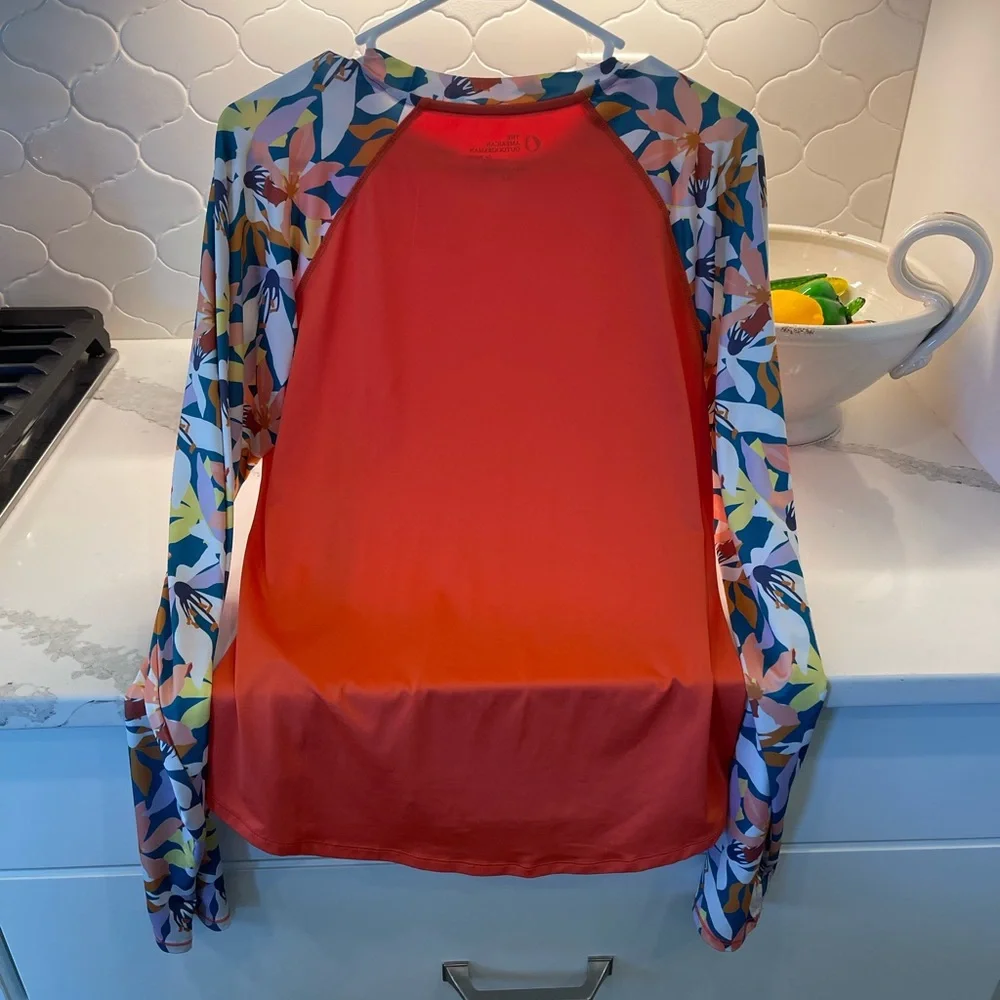 NWOT The American Outdoorsman Sun Tee - Picture 2 of 3